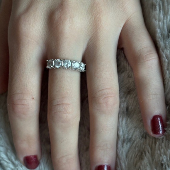 925 Sterling Silver Cubic Zirconia Anniversary Band Wedding Band Ring Size 8.25 - Picture 5 of 7